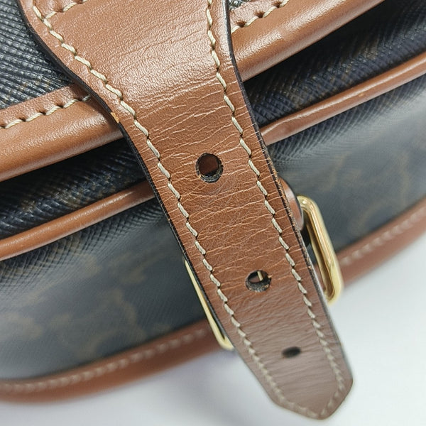 FOLCO Medium Coated Canvas Brown