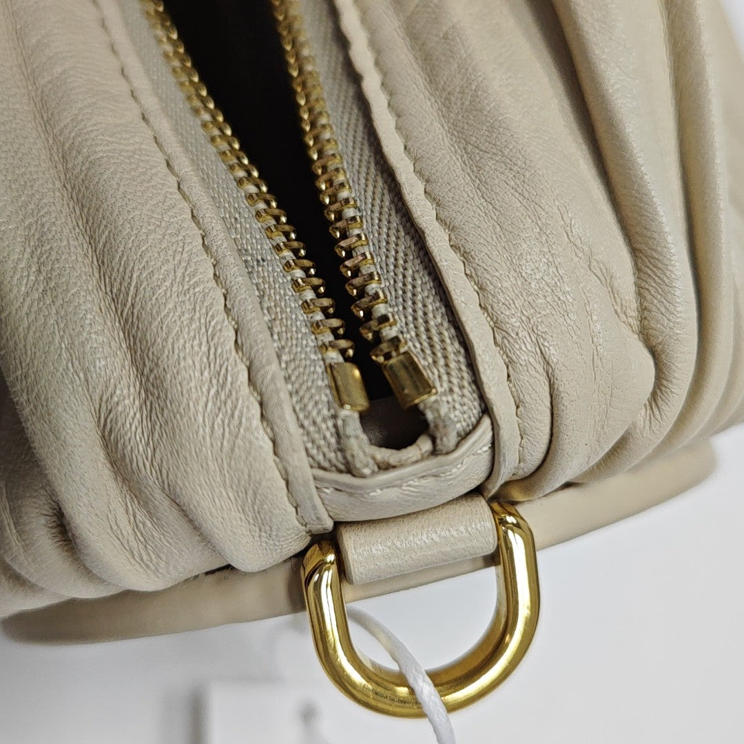 Nest Backet Calfskin White