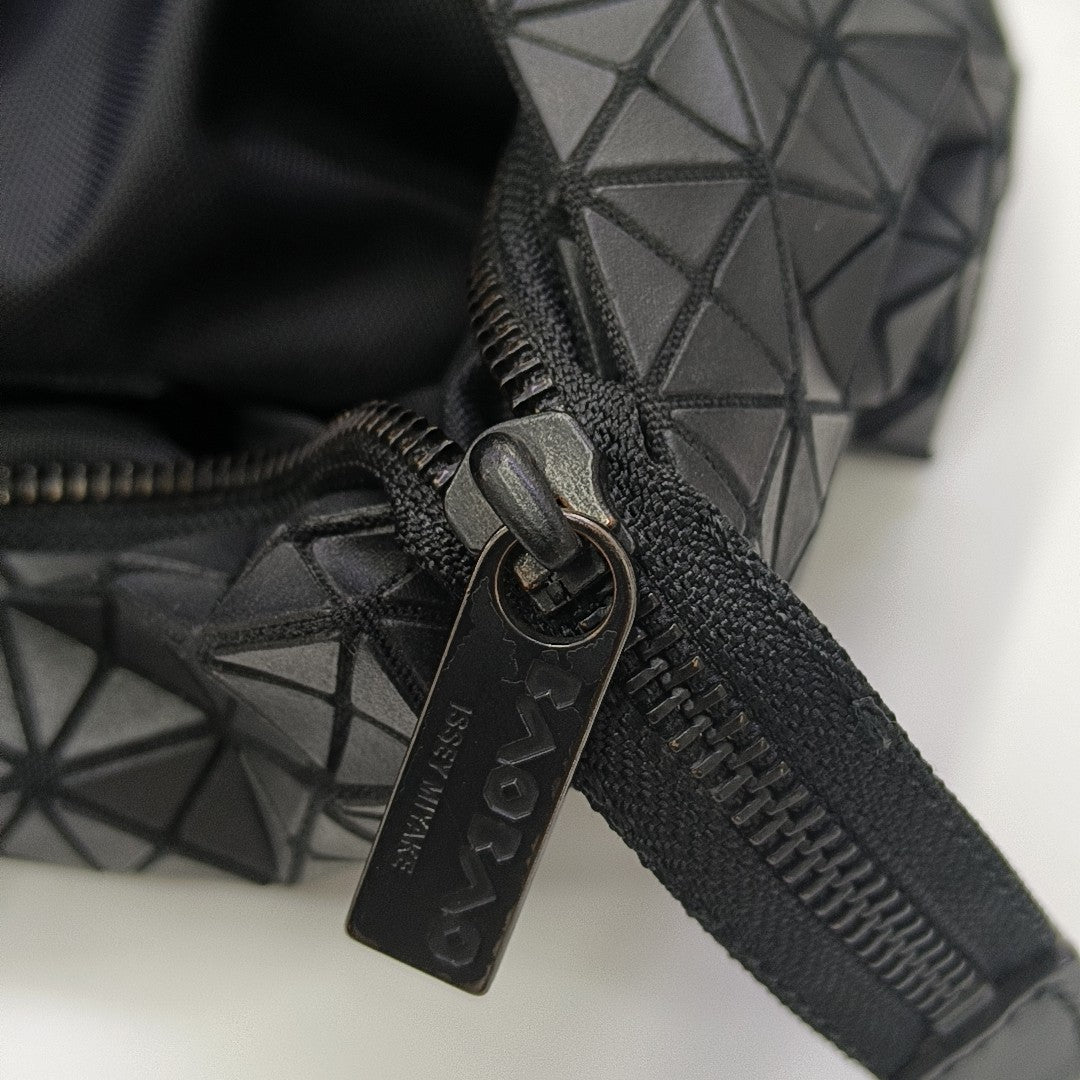 Special Material Tote Bag Black