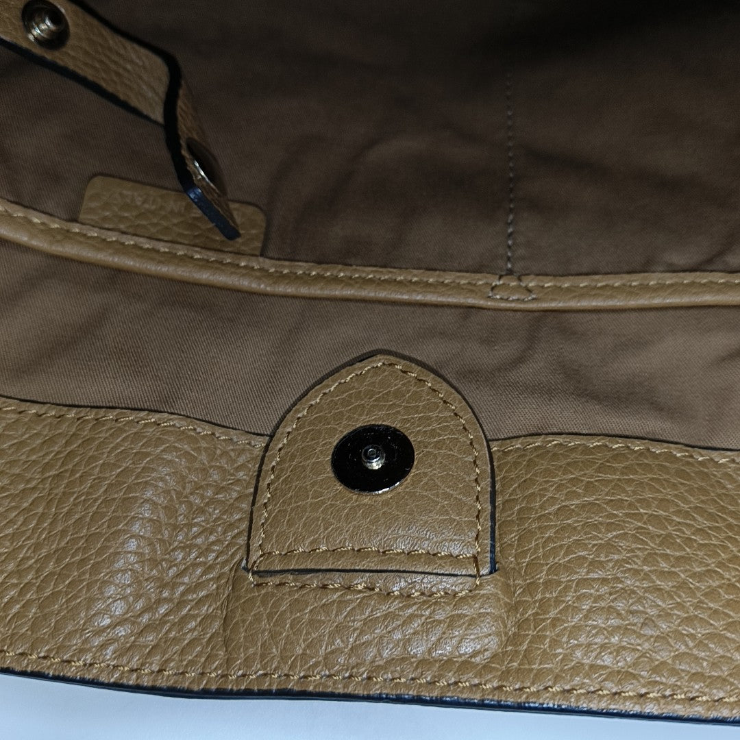 Coated Canvas Beige