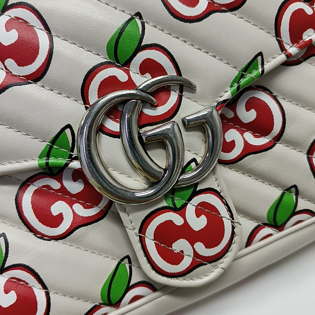 GG Marmont Medium Quilted Calfskin White