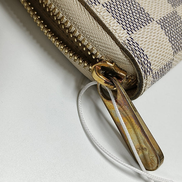 ZIPPY Damier Azur Coated Canvas White Wallet