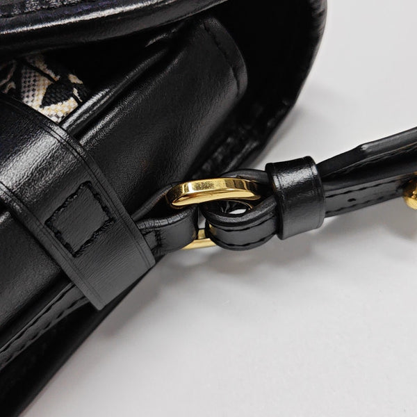 SAUMUR MM Calfskin Black