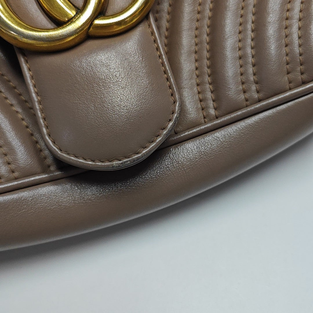 GG Marmont Medium Quilted Calfskin Beige