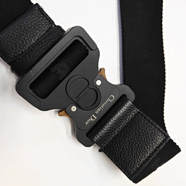 Saddle Medium Calfskin Black