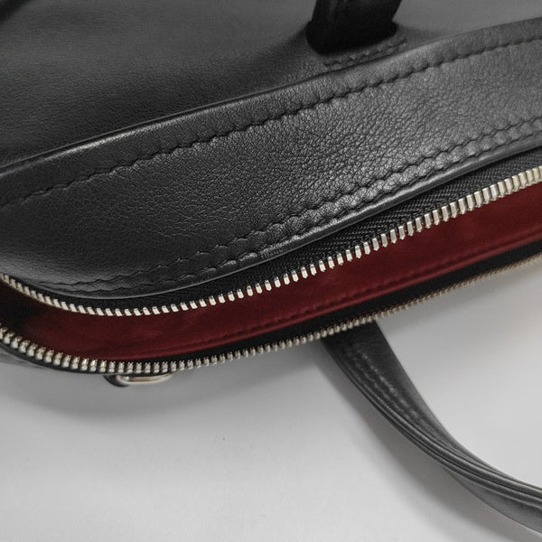 Triangle Calfskin Black