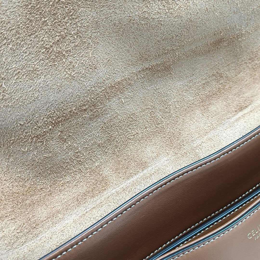 16 Large Calfskin Brown