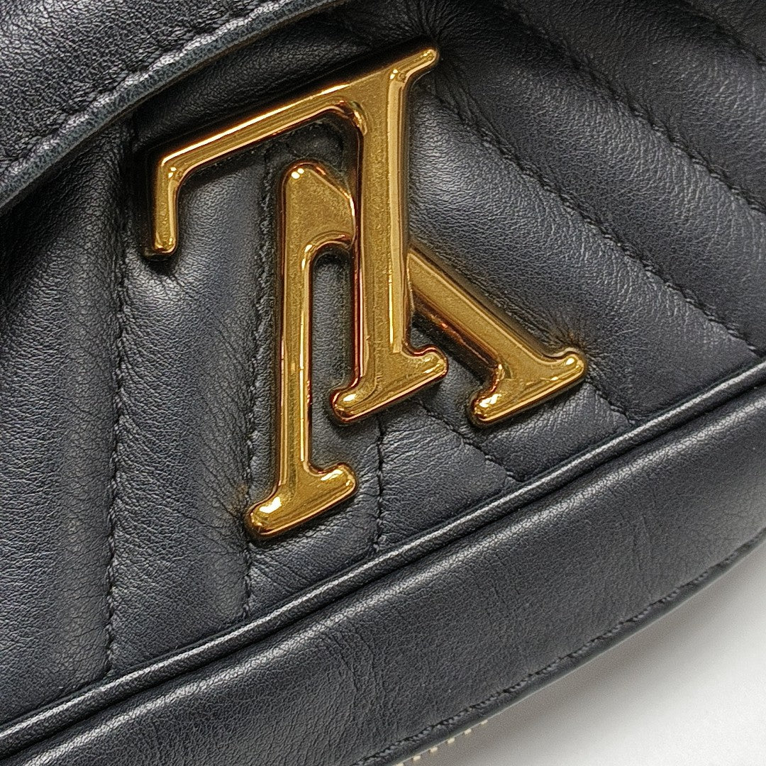NEW WAVE Calfskin Black