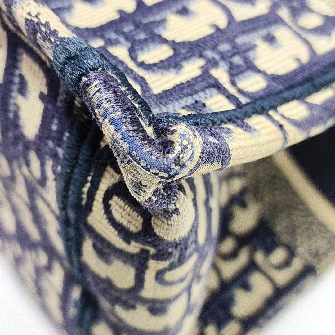 Authenticated pre-owned  Book Tote Medium Canvas Blue - Tote Bag at Looply