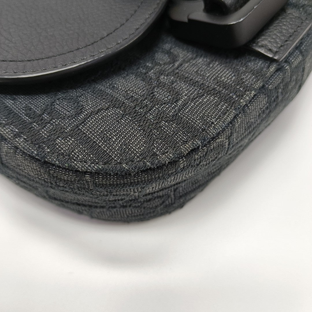 Saddle Mini Oblique Calfskin Black