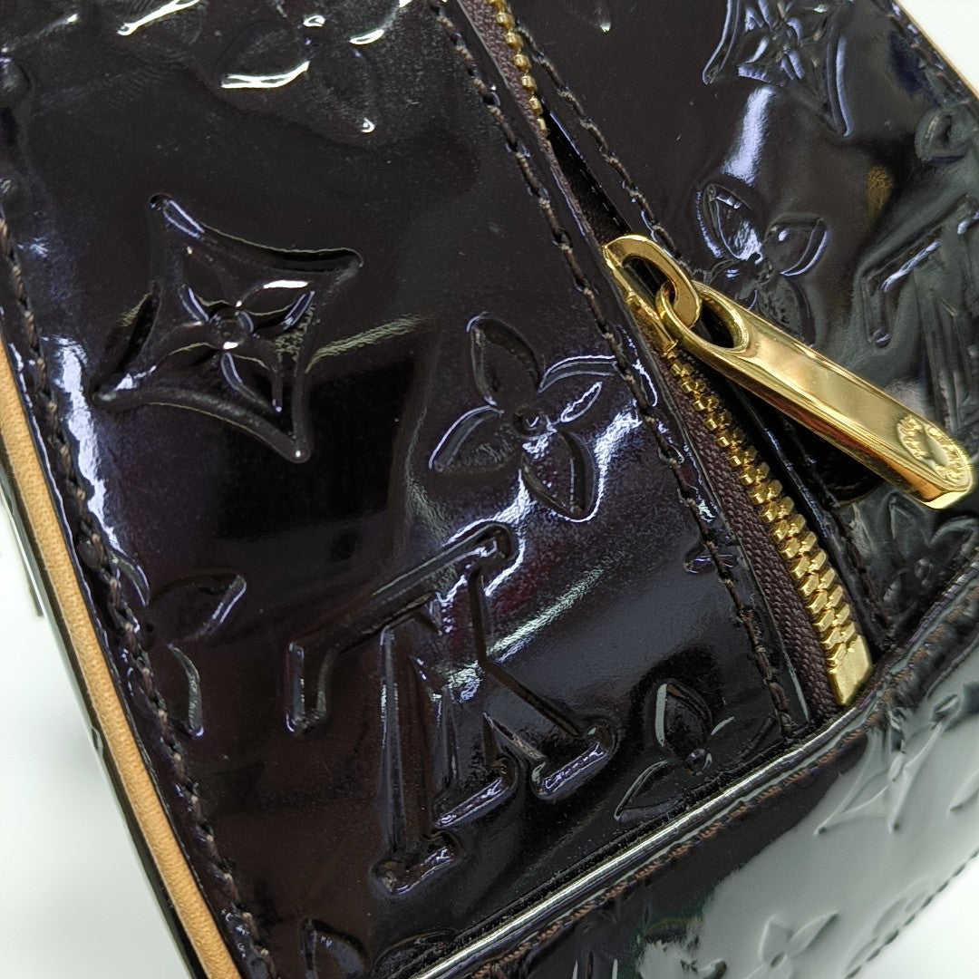 SUMMIT DRIVE Patent Leather Red