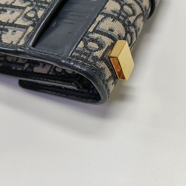 30 Montaigne Oblique Canvas Blue