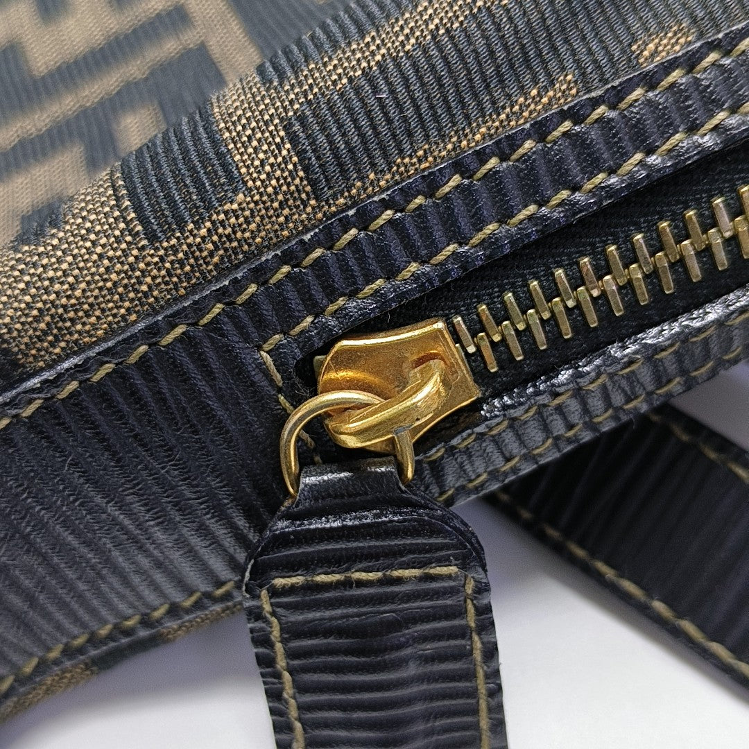 Canvas Shoulder Bag Brown