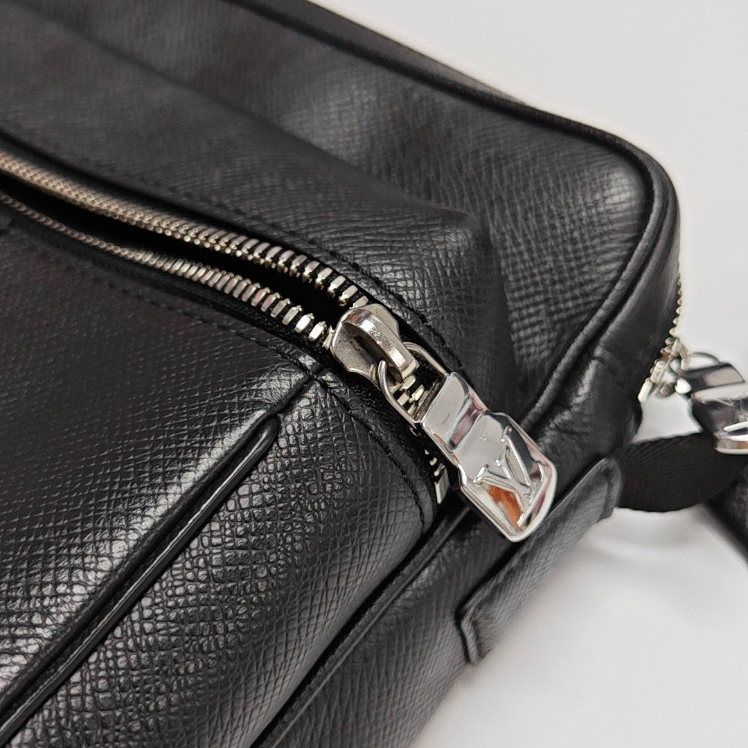 OUTDOOR PM Calfskin Black