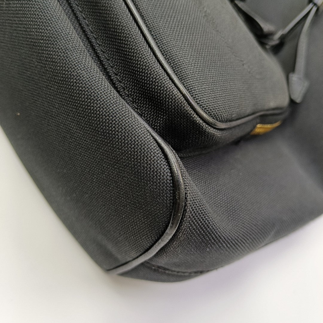 Duet Canvas Black