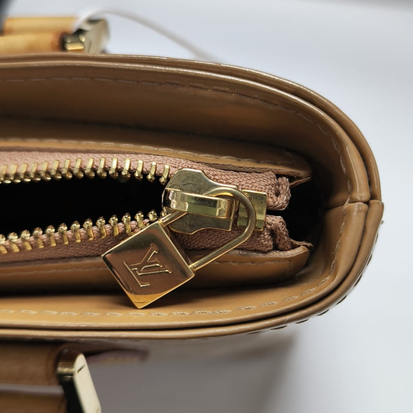 HOUSTON Monogram Patent Leather Beige