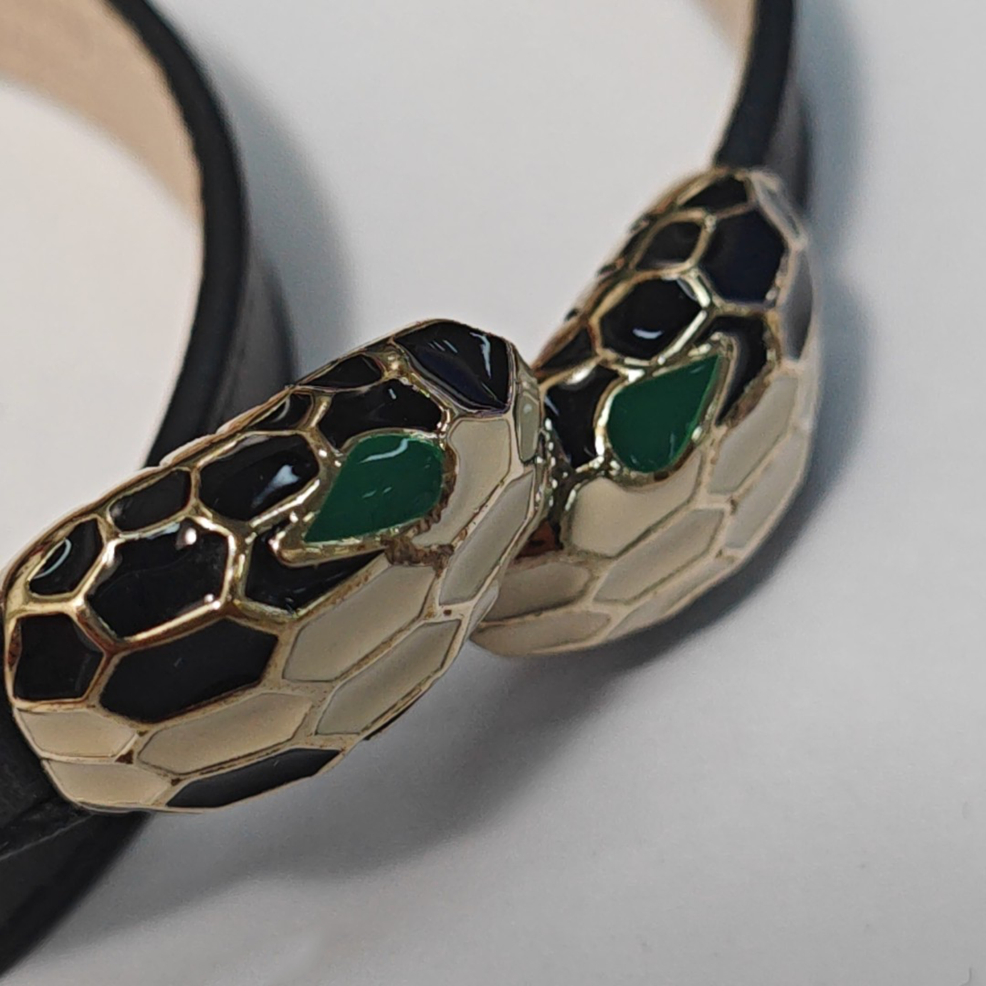 SERPENTI Metal Black Bangle