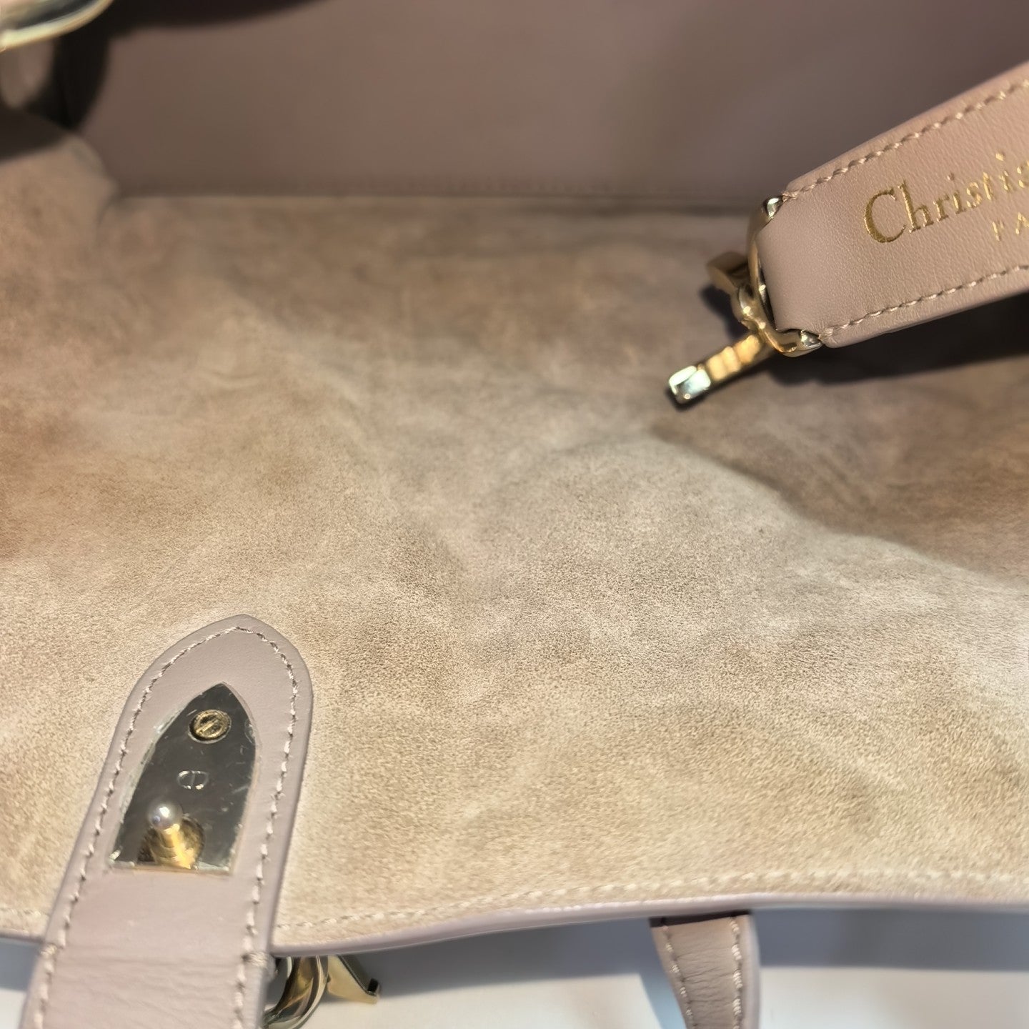 Toujours Medium Cannage Calfskin Gray