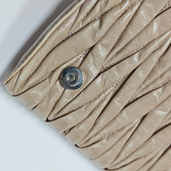 Miu Délice Quilted Lambskin Beige