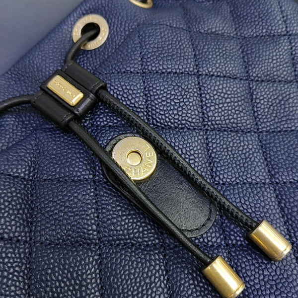 FILIGREE Medium Quilted Grained Calfskin Blue