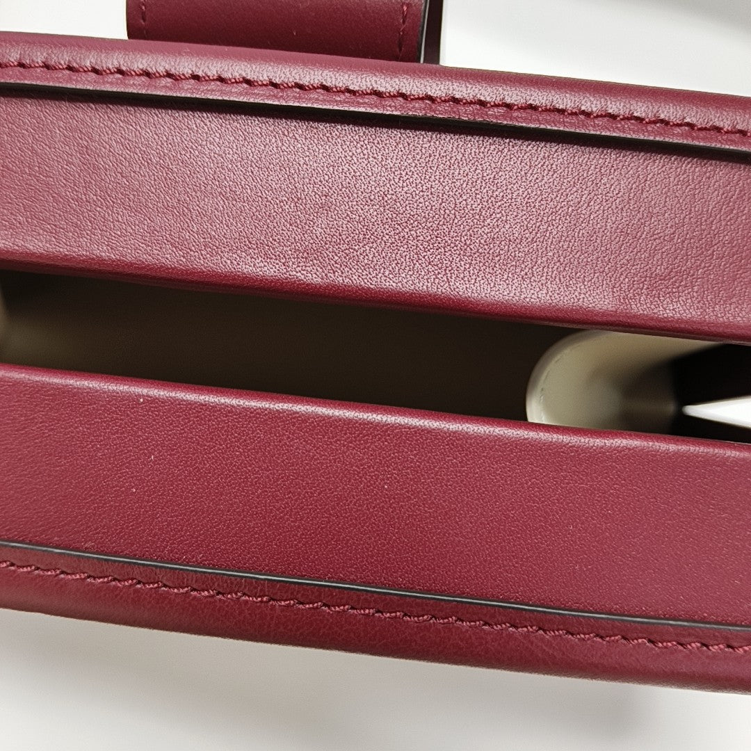 PETITE MALLE Calfskin Red