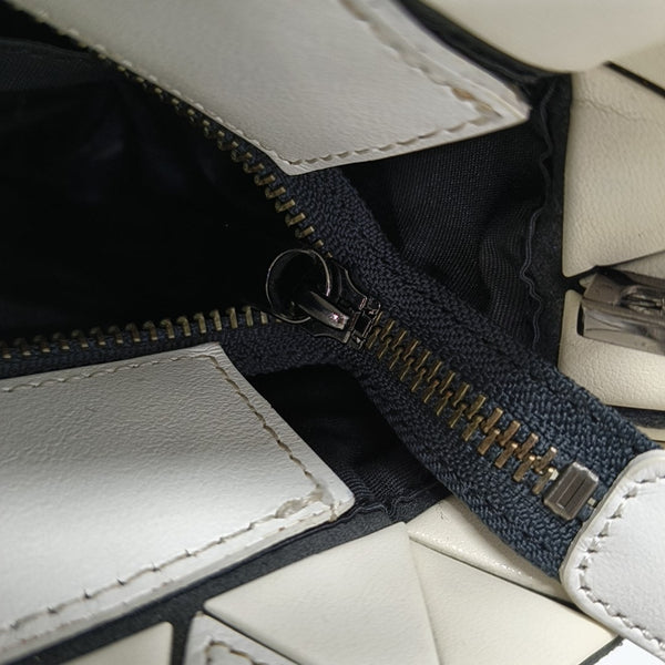 Special Material Tote Bag White