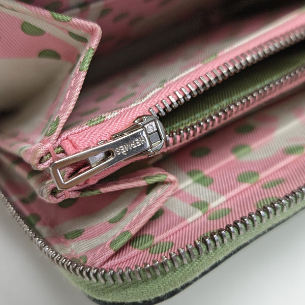 Silk'in Epsom Green Wallet