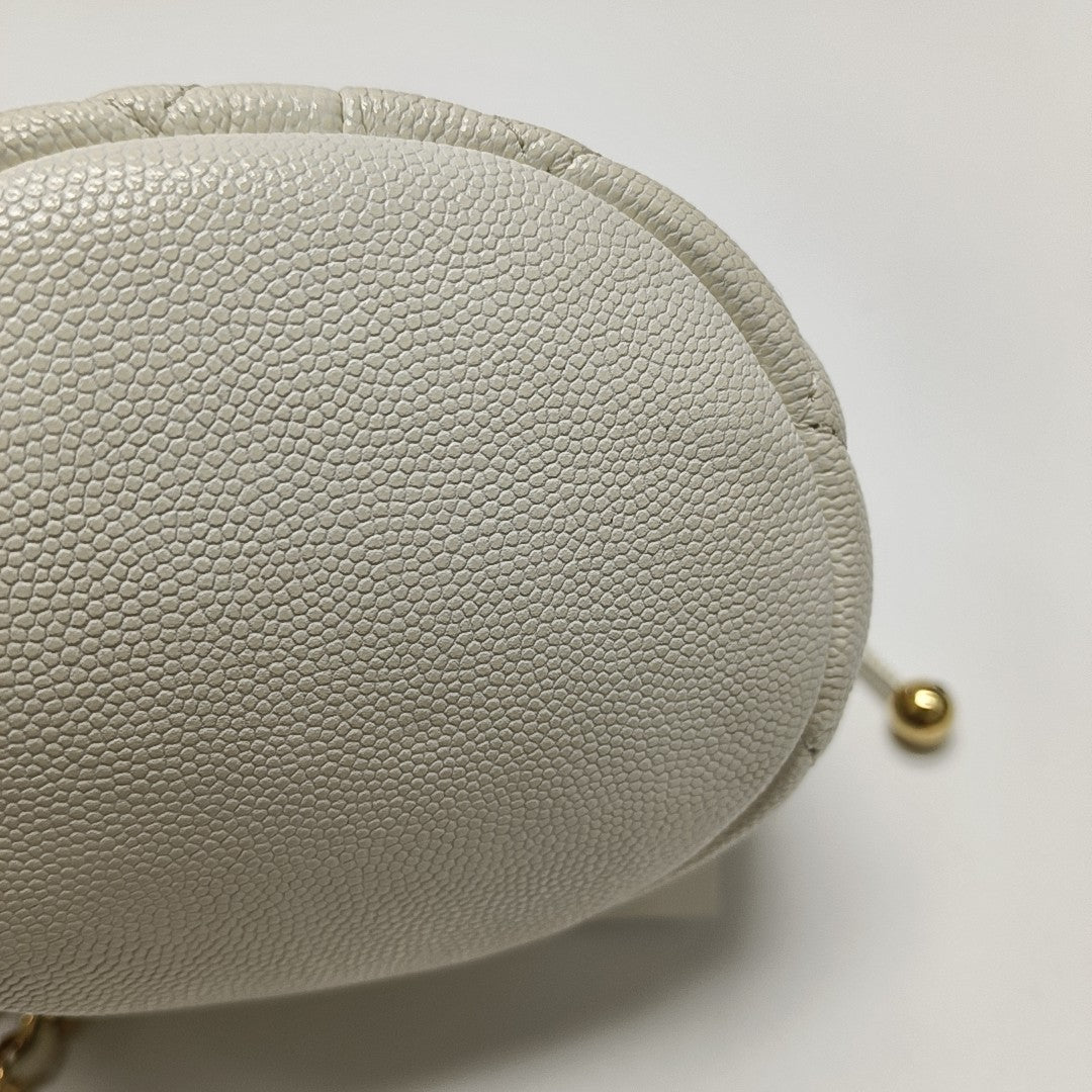 DRAWSTRING Quilted Grained Calfskin White