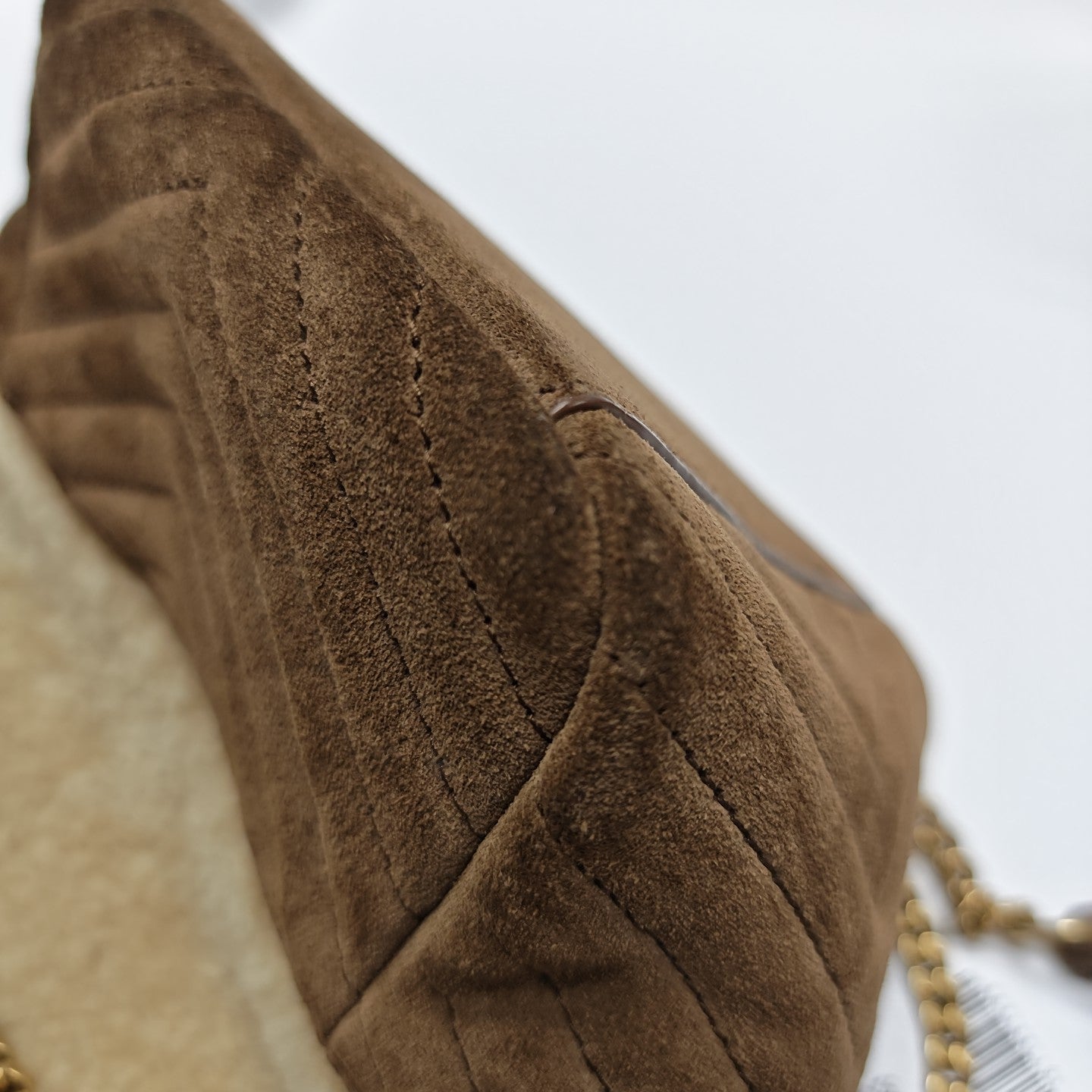 JOE Mini Chevron Suede Brown