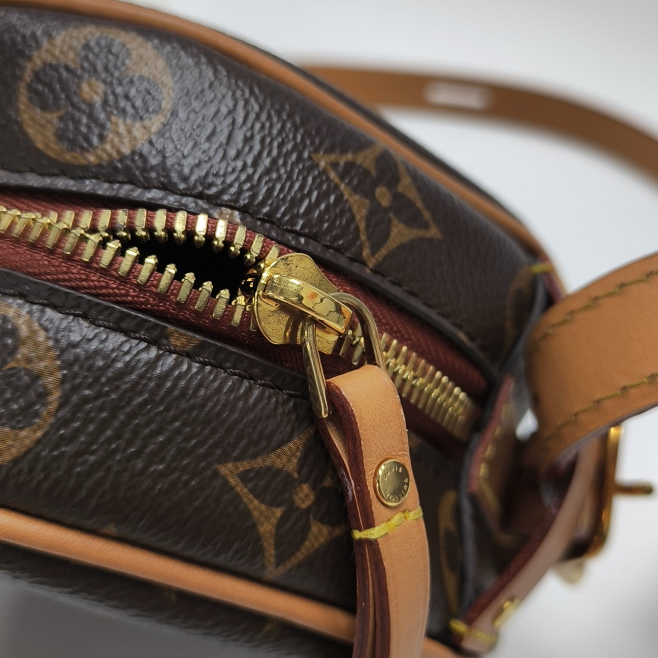 BOITE CHAPEAU PM Monogram Coated Canvas Brown