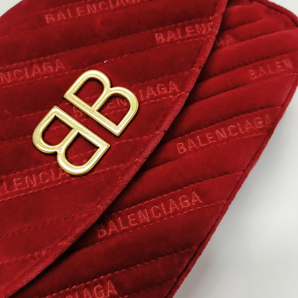 BB Velvet Red