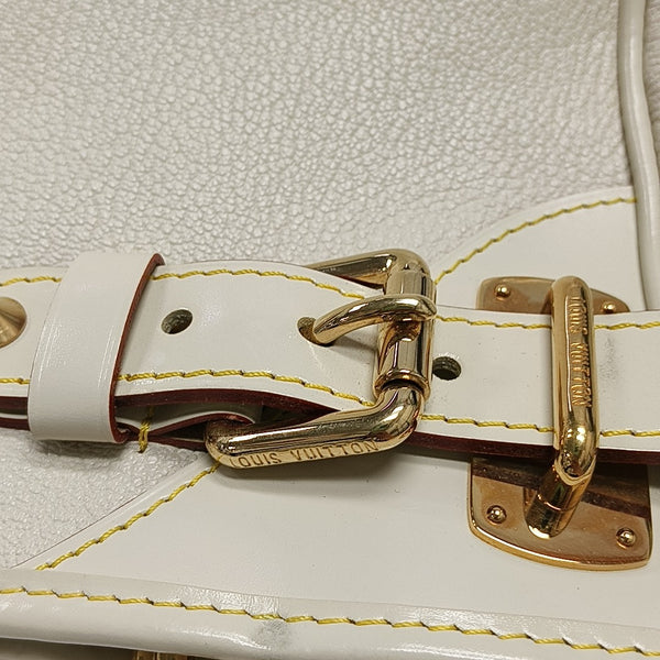 LE MAJESTUEUX Calfskin Beige