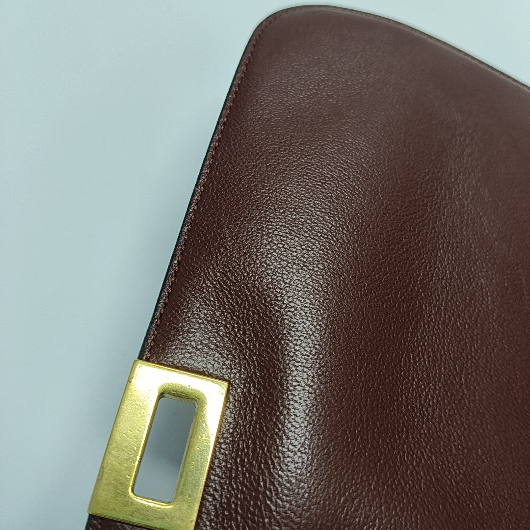 TRAPEZE Medium Calfskin Red