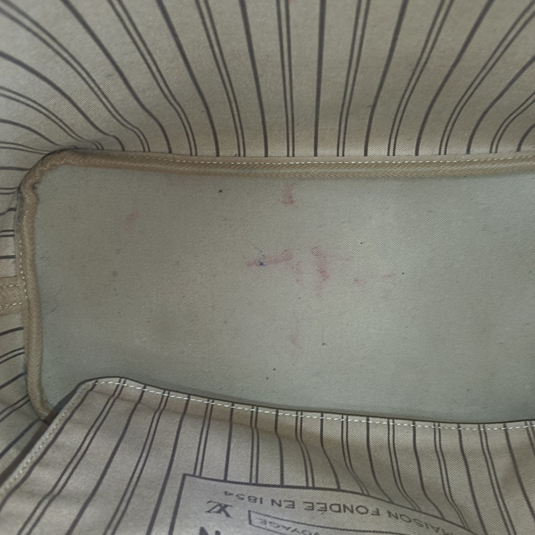 NEVERFULL MM Lona Monogram Revestida Marrón