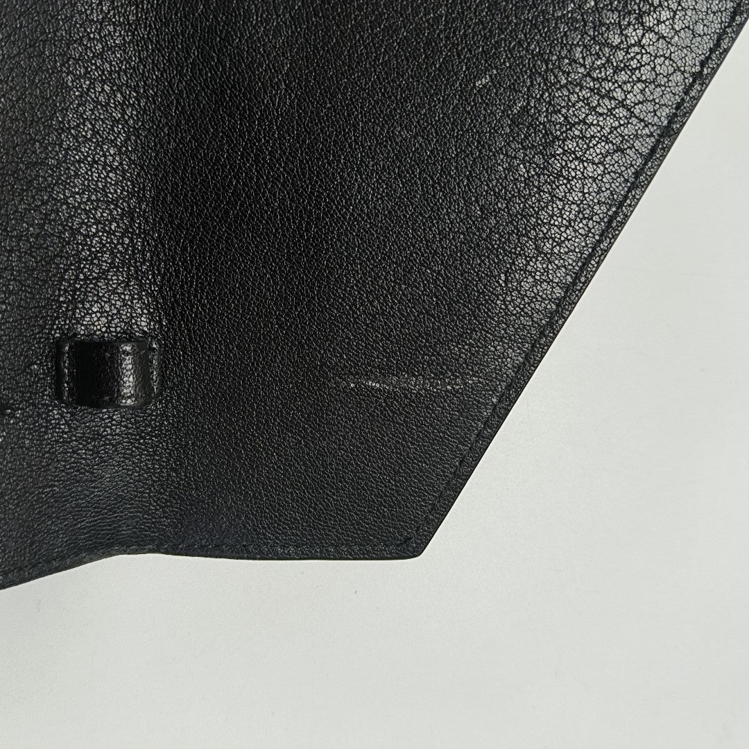 MONOGRAM Medium Chevron Calfskin Black