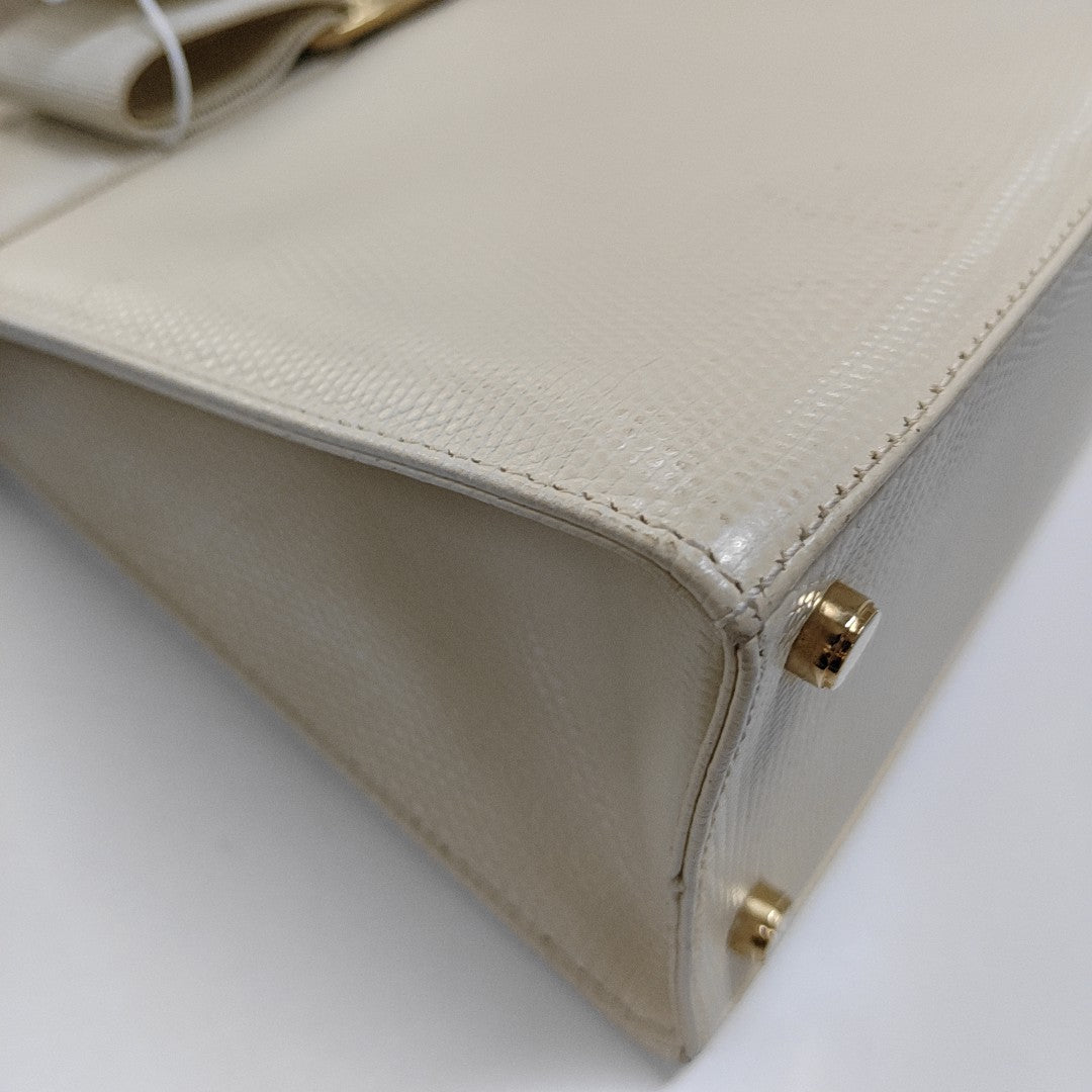 Vara Calfskin Beige