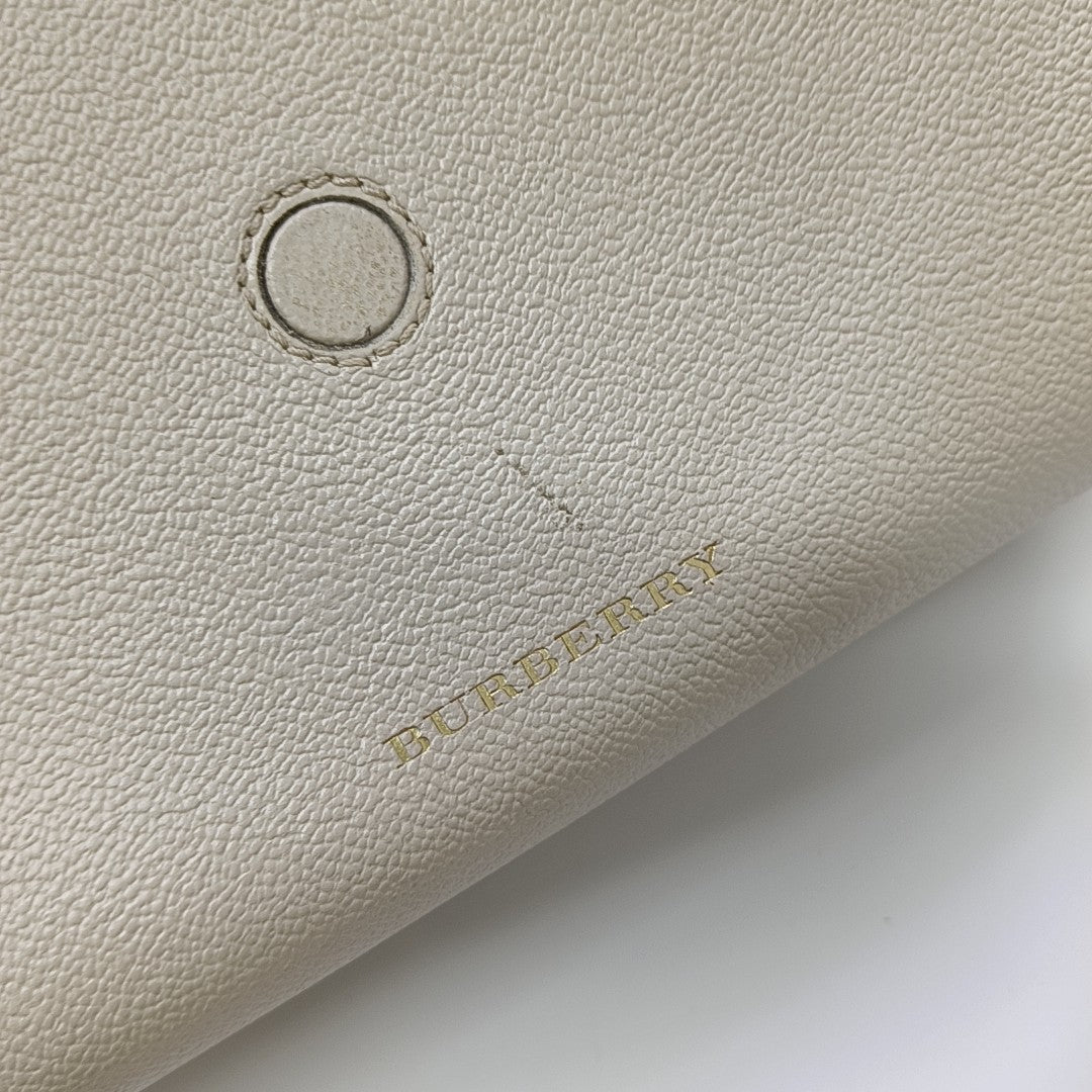 Buckle Calfskin Beige
