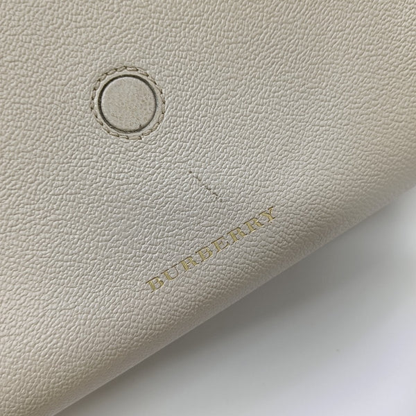 Buckle Calfskin Beige