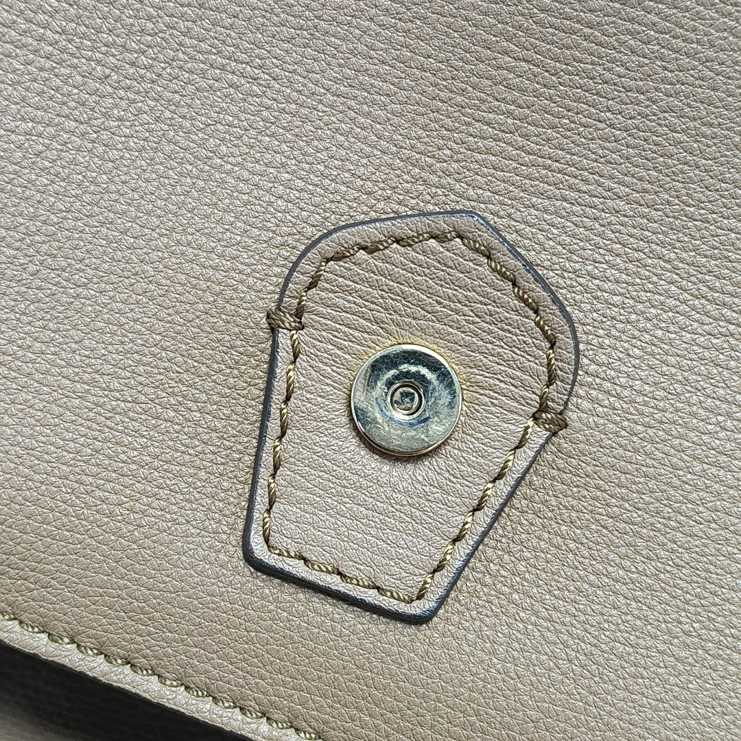 Camberley Derby Calfskin Brown