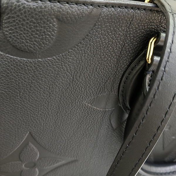 ONTHEGO MM Monogram Calfskin Black