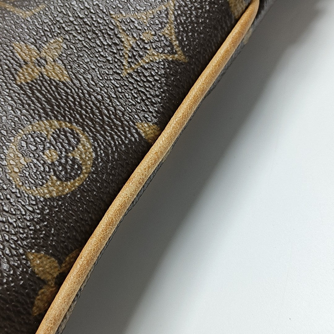 Coussin GM Lona Monogram Revestida Marrón