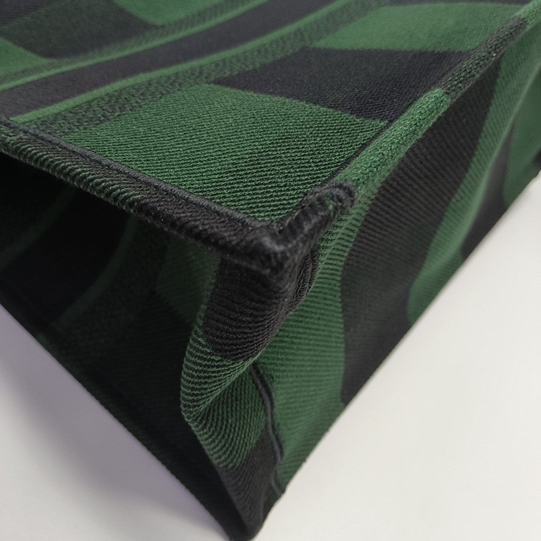 Authenticated pre-owned  Book Tote Medium Canvas Green - Tote Bag at Looply