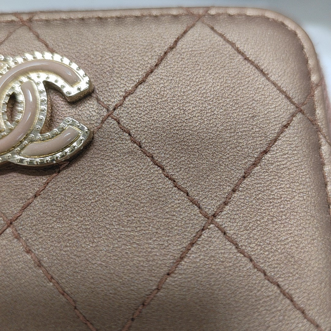 Quilted Lambskin Card Holder Beige