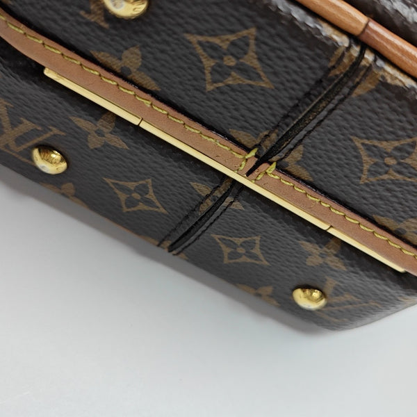 BOITE CHAPEAU PM Monogram Coated Canvas Brown