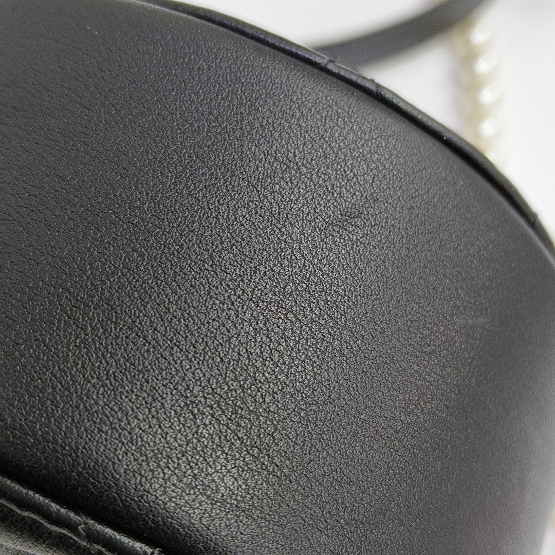 ROUND Mini Quilted Calfskin Black