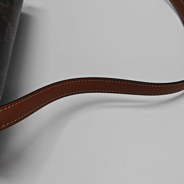 TRIOMPHE Small Coated Canvas Brown