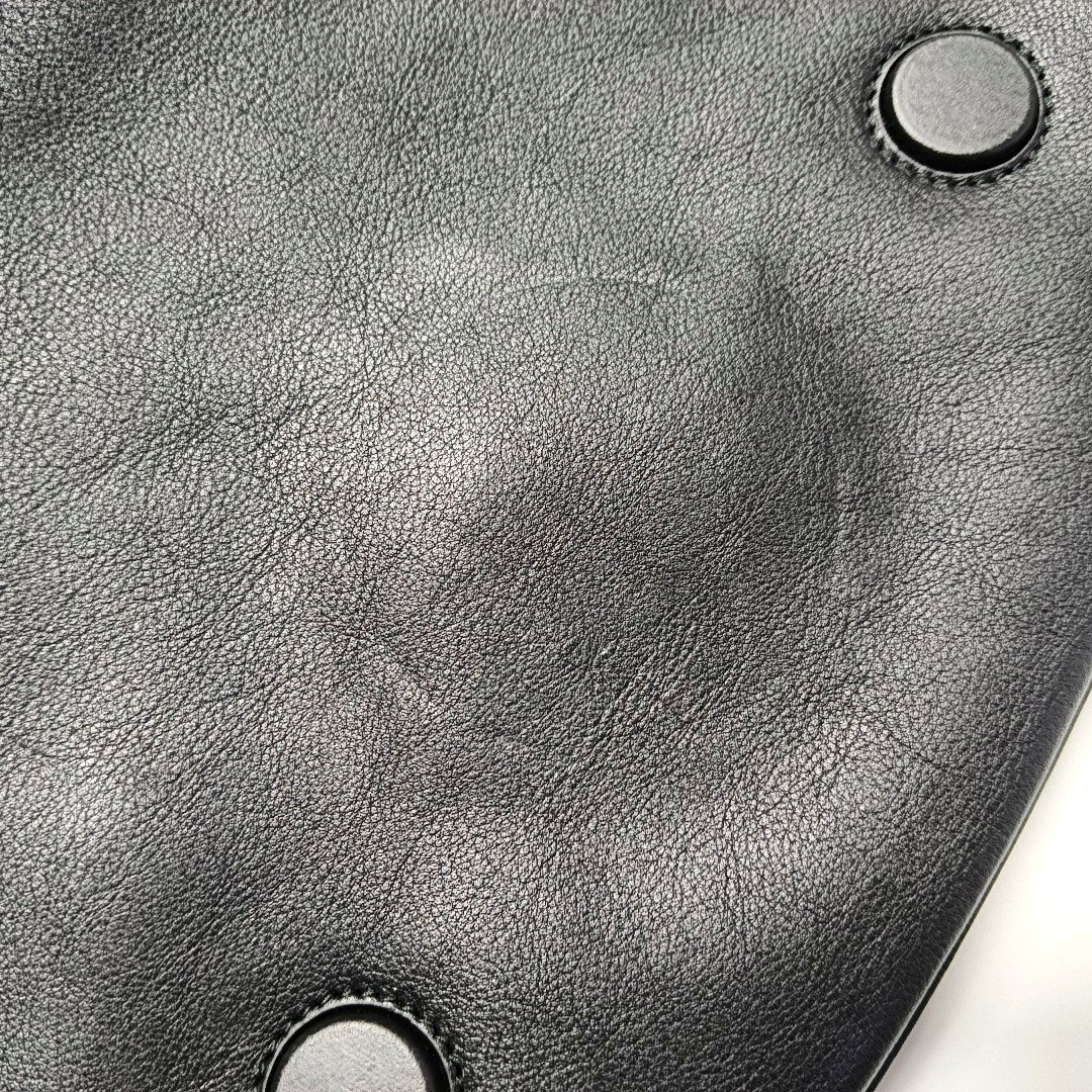 Authenticated pre-owned  Blondie Calfskin Black - Shoulder Bag at Looply