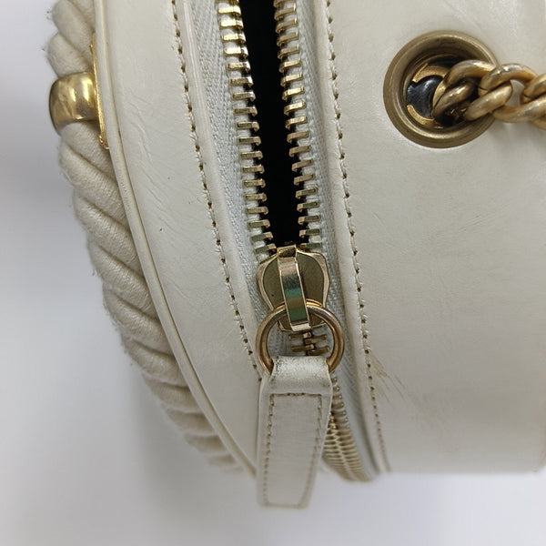 ROUND Quilted Calfskin White