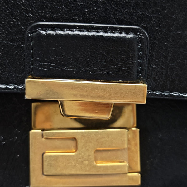 Kan U Large Lambskin Black