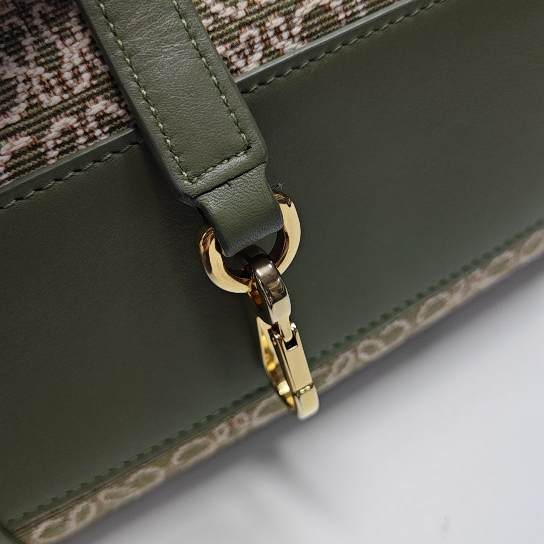 Amazona Canvas Beige